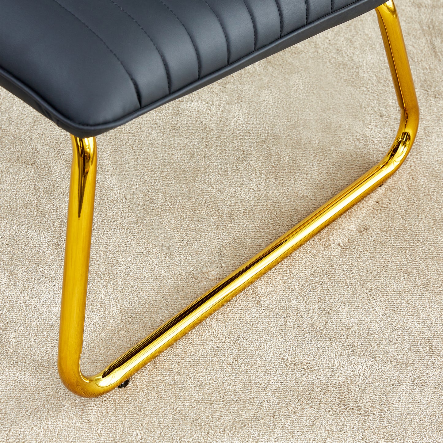 [SantaChoice] Black minimalist armless sofa chair with PU backrest and golden metal legs, suitable for offices, restaurants, kitchens, and bedrooms