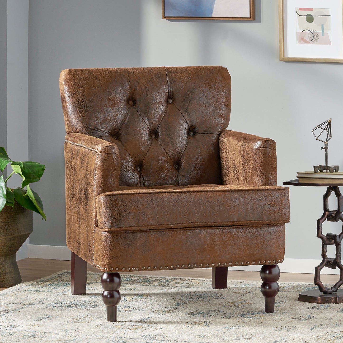 HARRISON TUFTED CLUB CHAIR