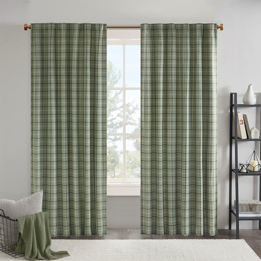 Plaid Rod Pocket and Back Tab Curtain Panel with Fleece Lining Green 50x95'