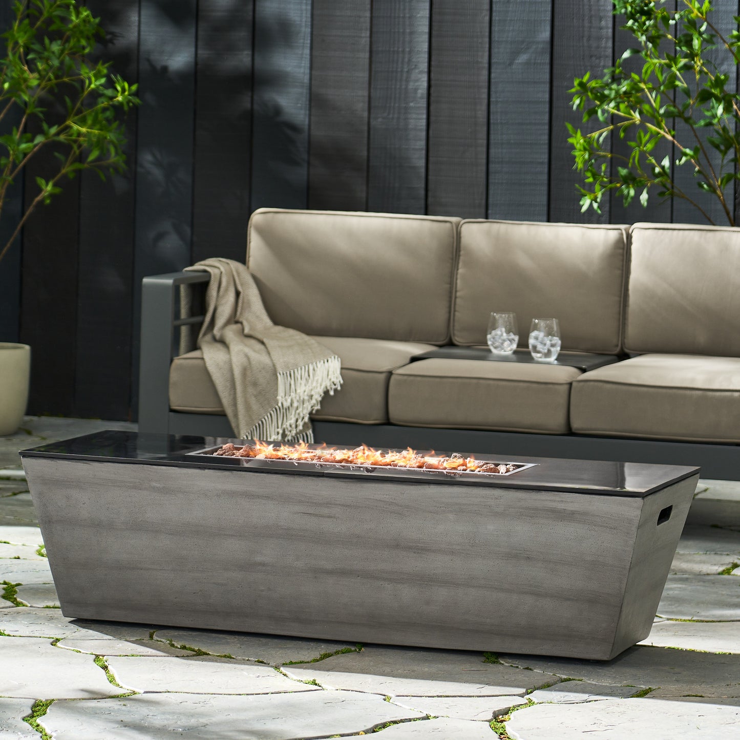 56" RECTANGLE MGO FIRE PIT - 50 000 BTU