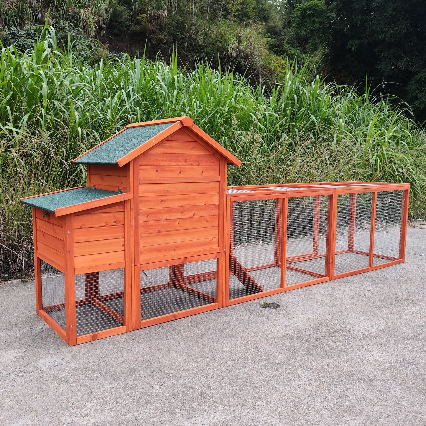 121＂Large outdoor Wooden Chicken Coop, Hen House with Nest Box ,Wire Fence Poultry Cage