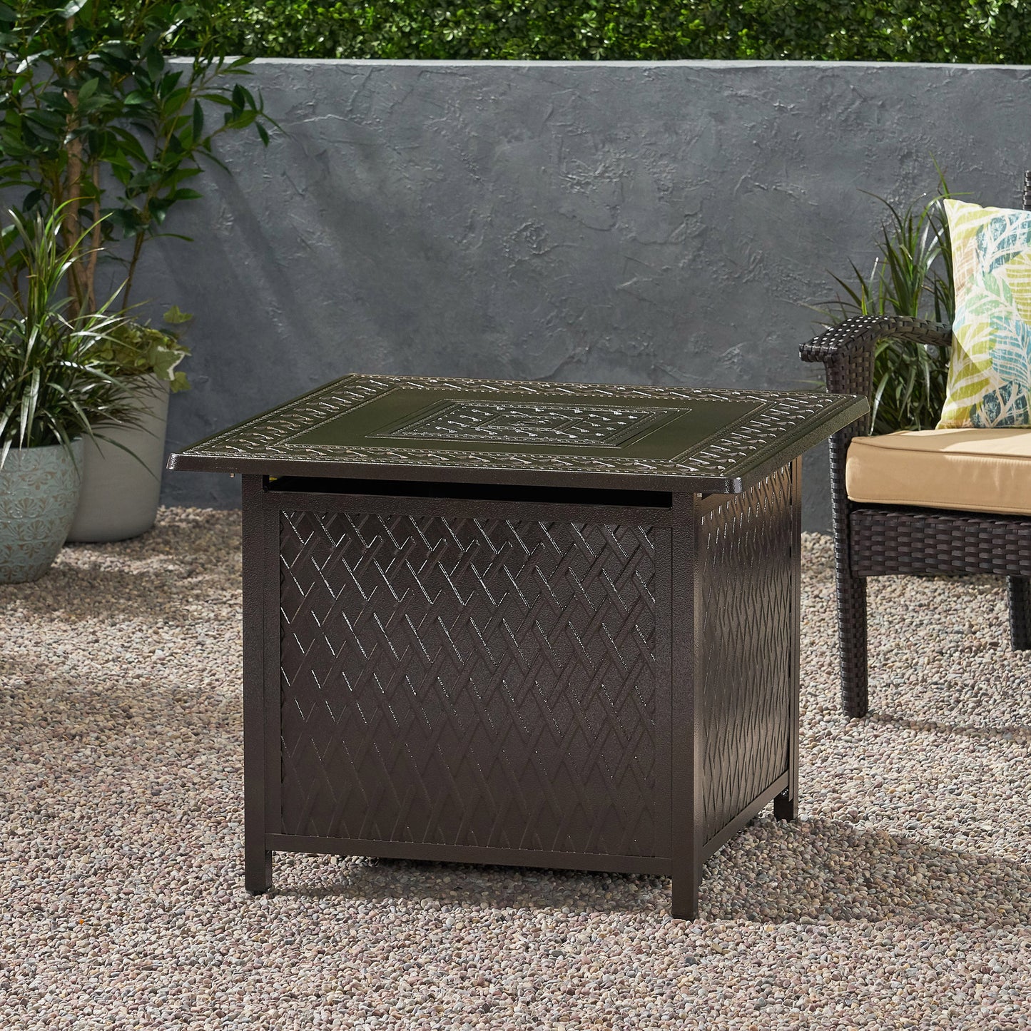 32" Outdoor Square Aluminum Propane Fire Pit - 37,000 BTU