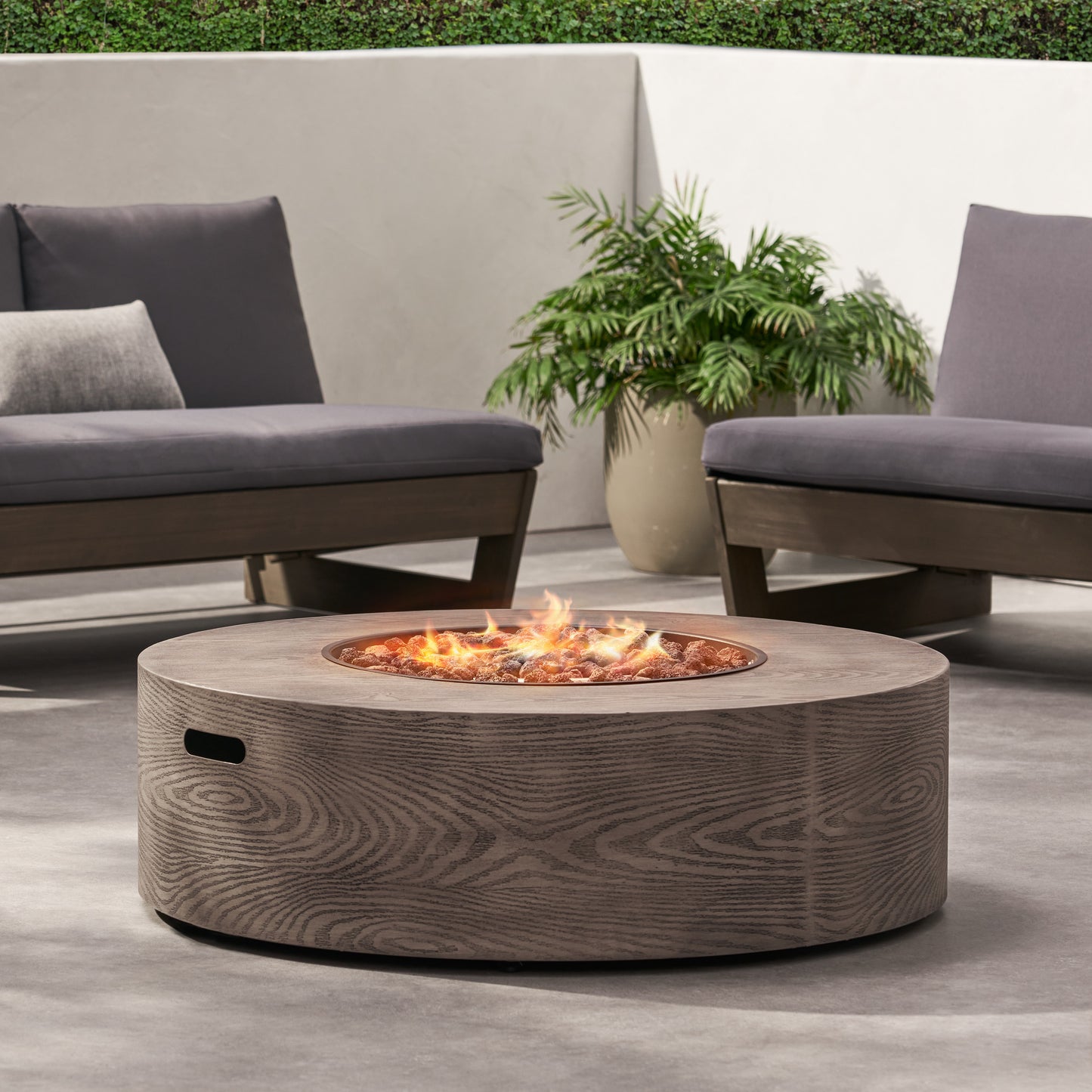 AIDAN ROUND IRON FIRE PIT - 50,000 BTU TANK OUTSIDE