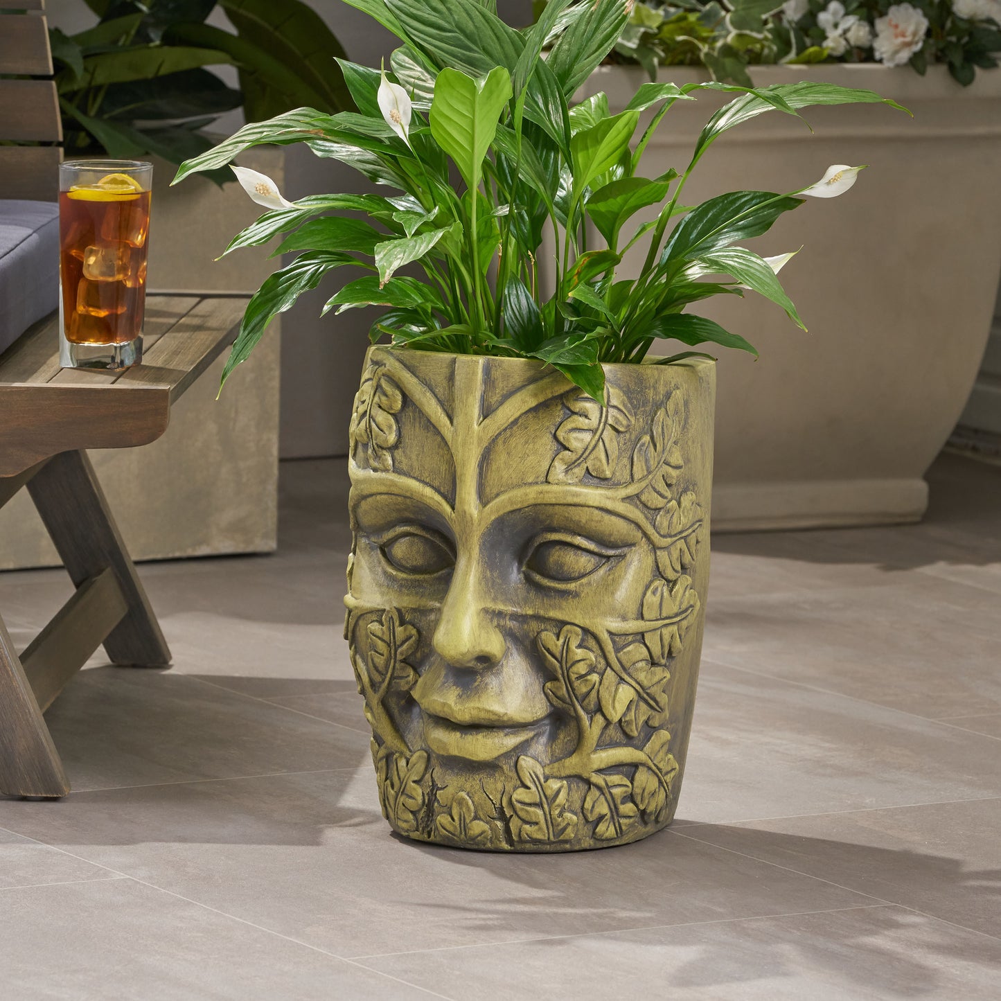 MGO GARDEN URN PLANTER