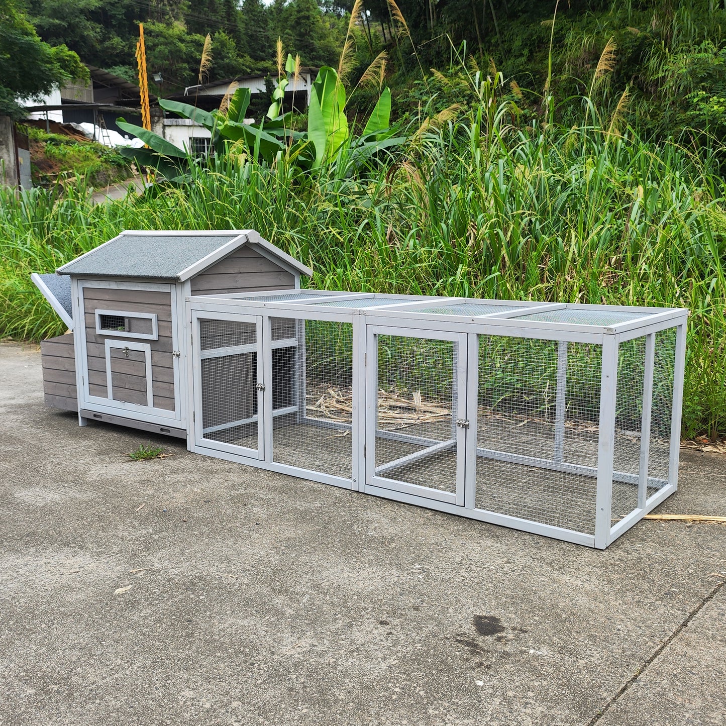 118＂Wooden Chicken Coop Outdoor Hen House Poultry Cage with Free-range Doors, Nesting Box,Leakproof Pull-on Tray