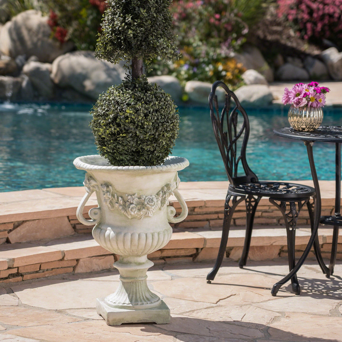 MGO GARDEN URN PLANTER