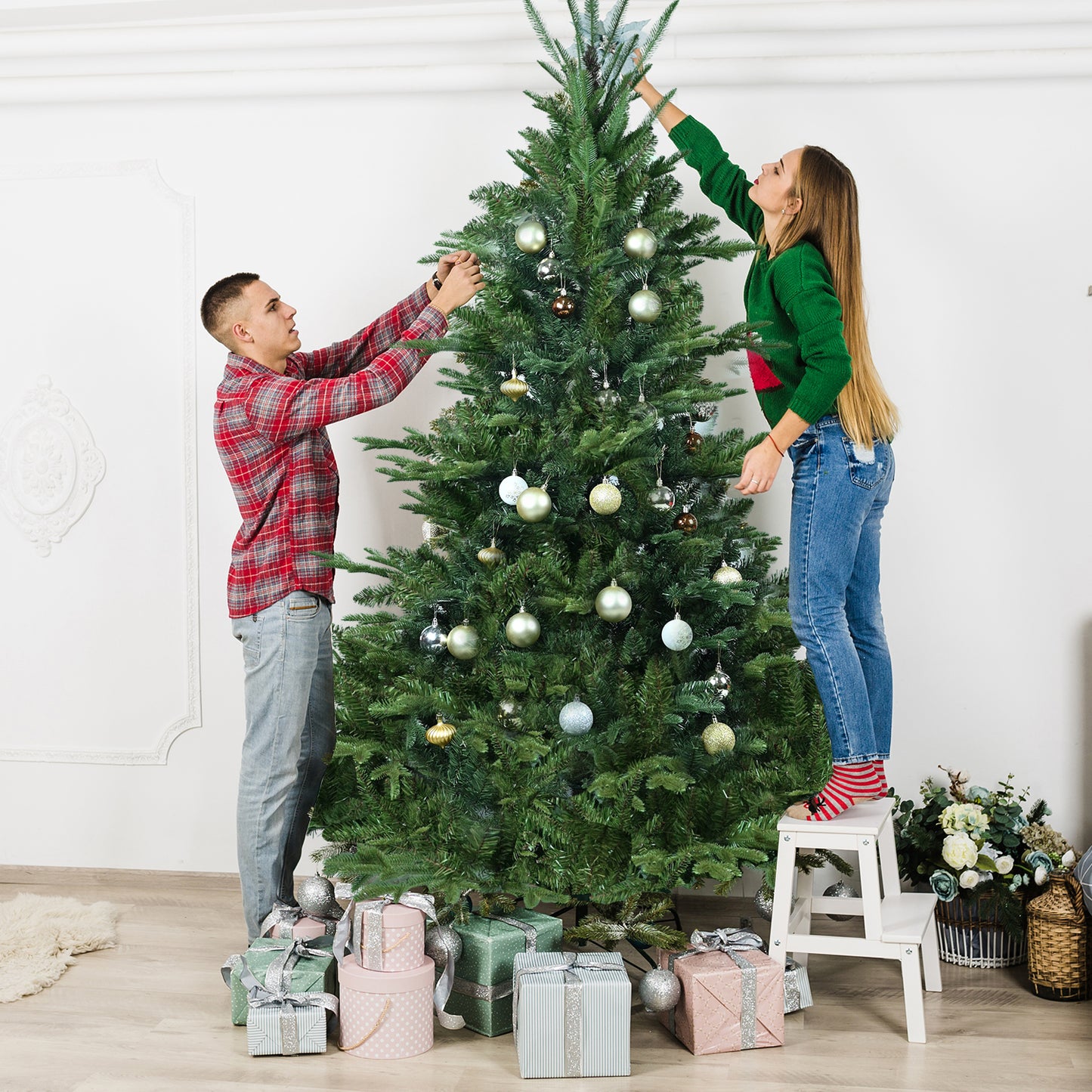 9FT Christmas Tree Simulate Nature Advanced Materials Premium Hinged Spruce Artificial Douglas Firs Tree, Christmas Holiday Party Atmosphere Decoration New Year Celebration PE+PVC Xmas Tree