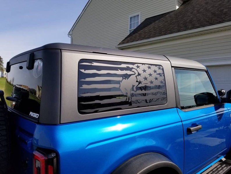 Distressed American Flag With Bronco Cutout Rear Window Decals fit Ford Bronco 6g Hardtop 2021+ Big Bronco Full Size